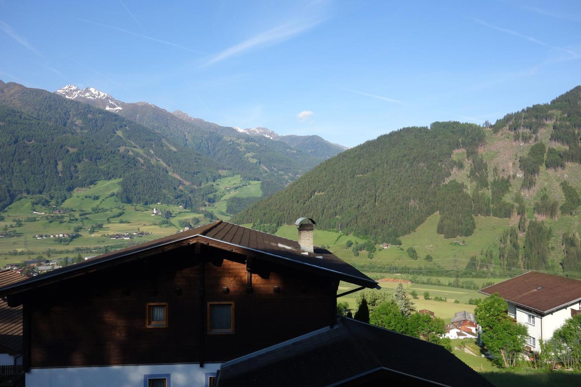 Ferienhaus Resinger Matrei in Osttirol Eksteriør bilde